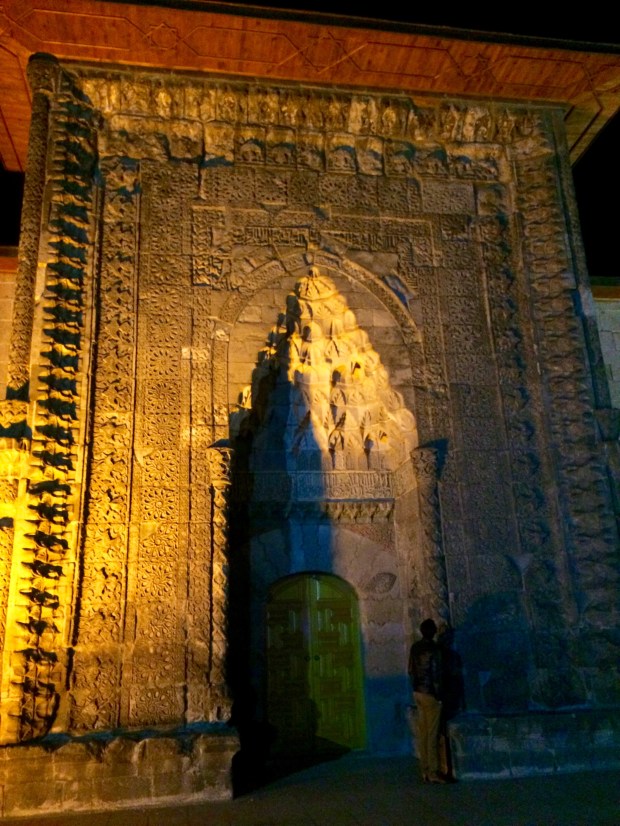 Erzurum Yakutiye Medresesi Taç Kapı