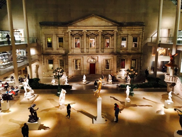 The Met müzesinin iç avlularından biri